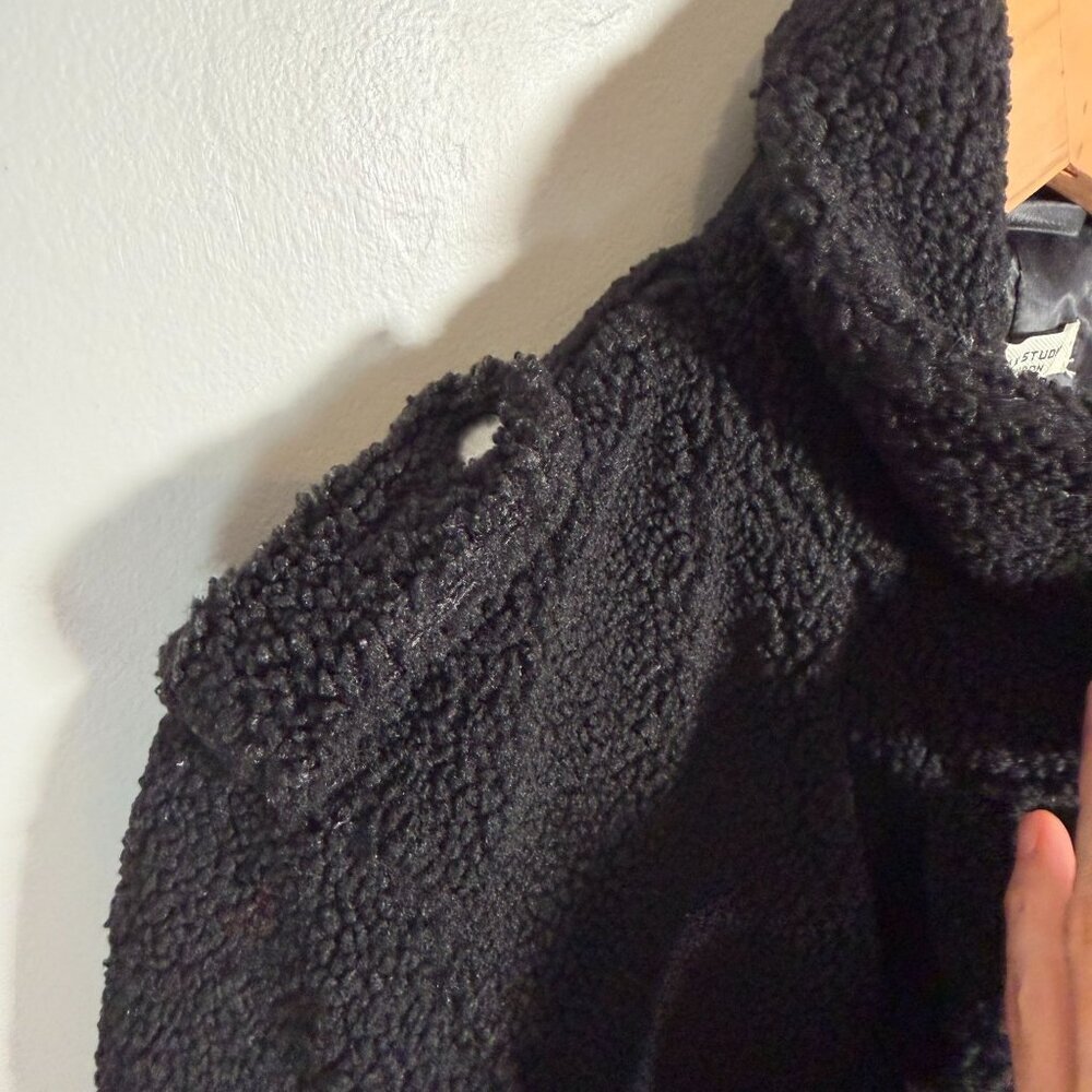 Max Studio Womens Utilitarian Moto Cropped Plush Faux Shearling Jacket XS Black - Picture 4 of 11